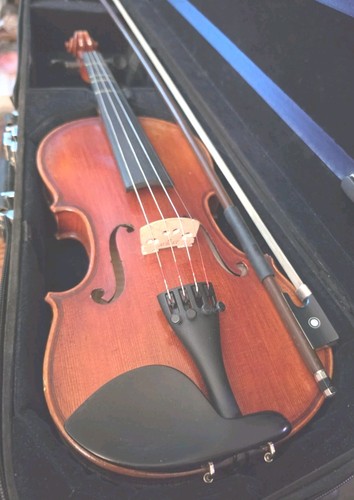 Storage find eastham - storage, strings
