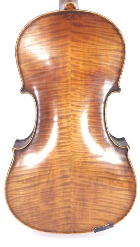 Beautiful antique violin 4 - antique,