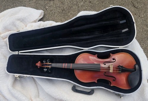 Antonius stradivarius cremona - antonius,